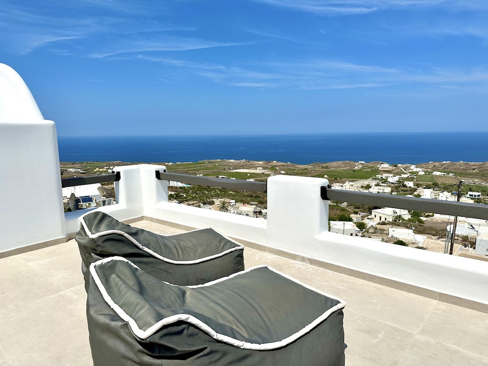 Venus Sunrise Suites & Villas — Hotel building in Imerovigli, South Aegean