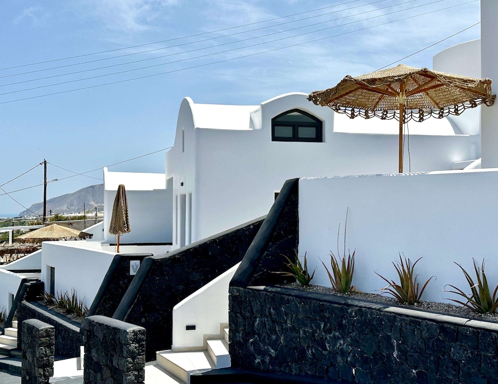 Venus Sunrise Suites & Villas — Hotel building in Imerovigli, South Aegean