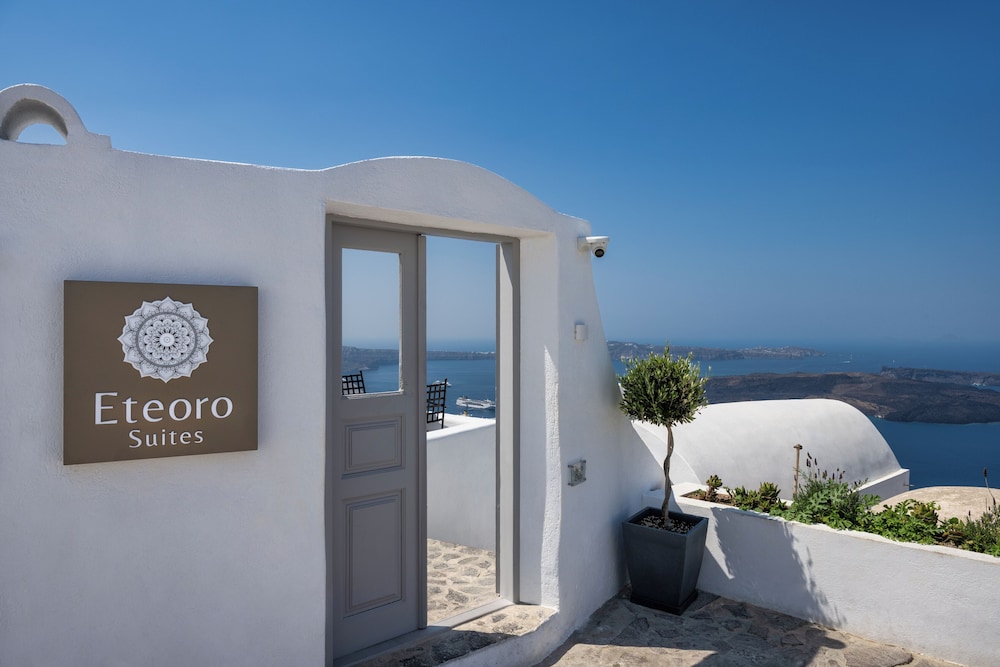Eteoro Suites — Hotel building in Imerovigli, South Aegean