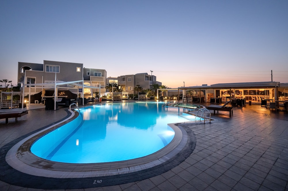 Smy Santorini Suites & Villas - zdjęcie 2