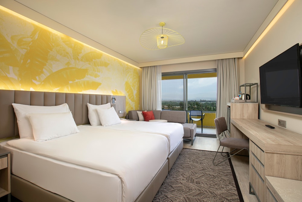 Megasaray Resort Side — Hotel rooms in Titreyengol