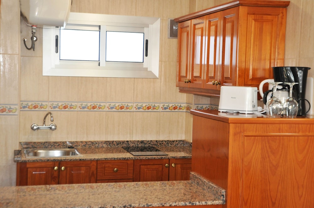 Las Camelias — Hotel rooms in Playa del Ingles, Canary Islands