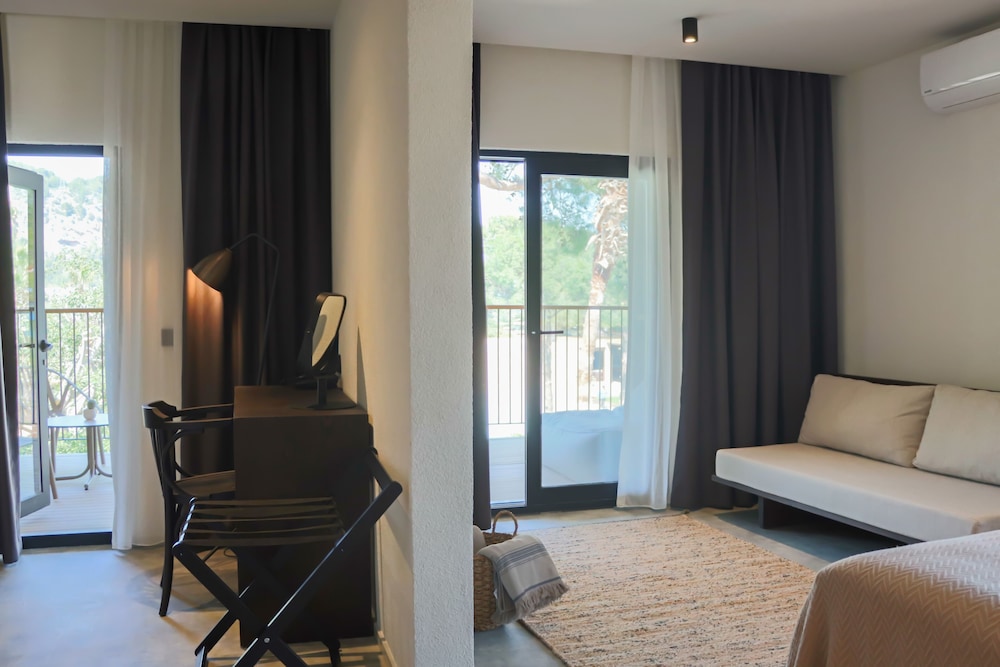 Balmy Beach Resort Kemer - All Inclusive — Hotel rooms in Kemer