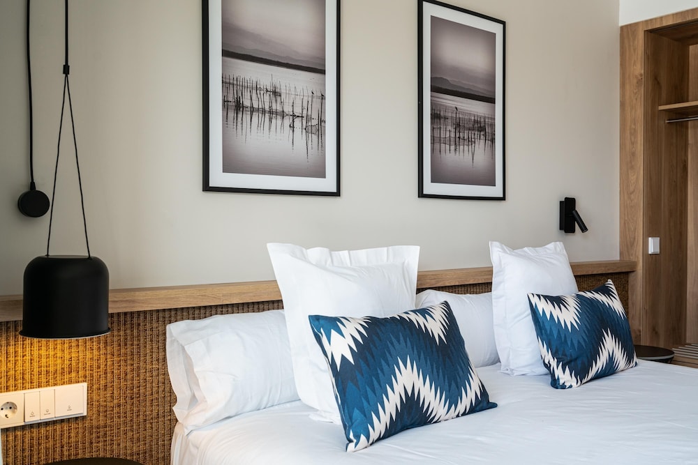 THB Bamboo Alcudia Hotel - Adults Only — Hotel rooms in Alcudia, Balearic Islands