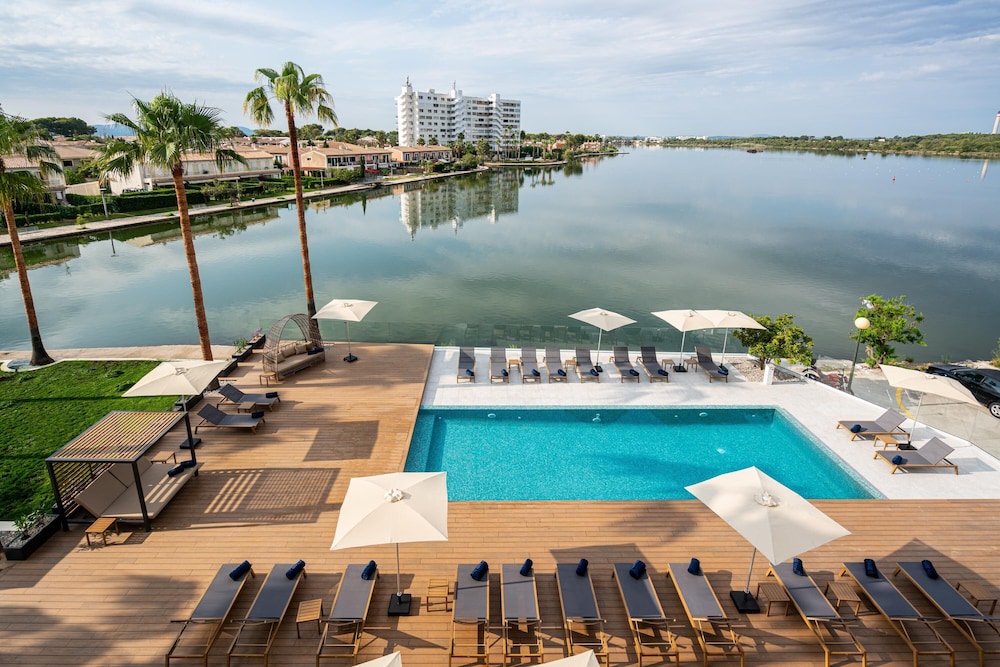 THB Bamboo Alcudia Hotel - Adults Only — Swimming pool in Alcudia, Balearic Islands