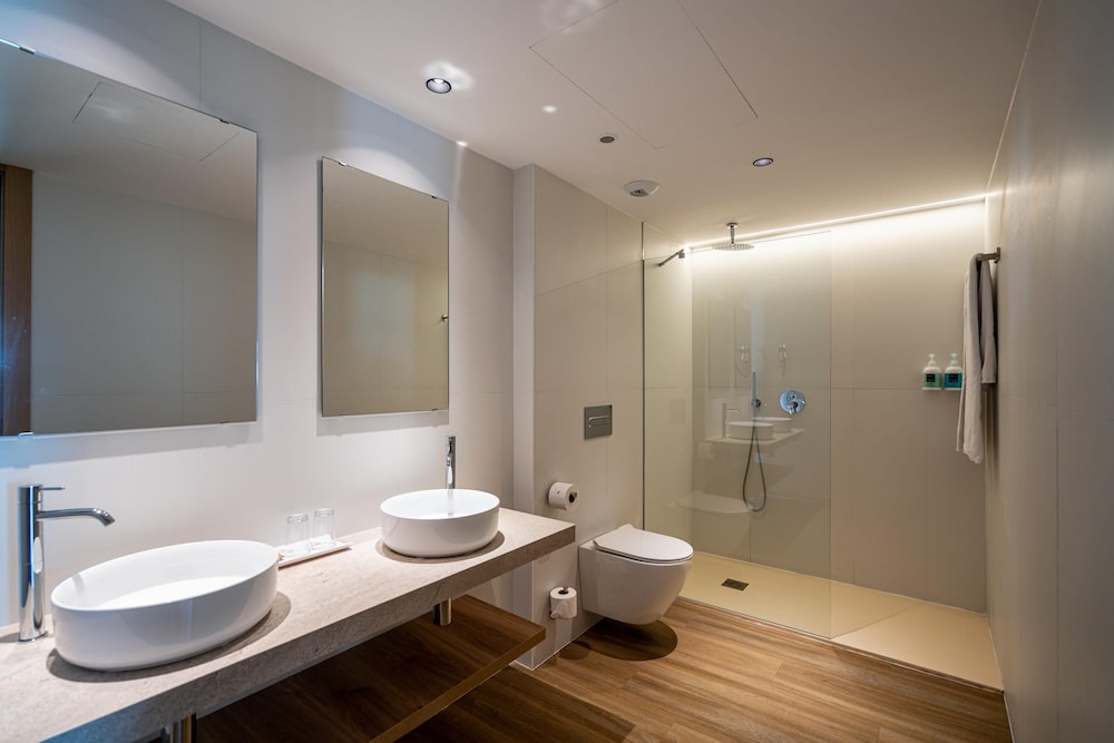 THB Bamboo Alcudia Hotel - Adults Only — Hotel rooms in Alcudia, Balearic Islands
