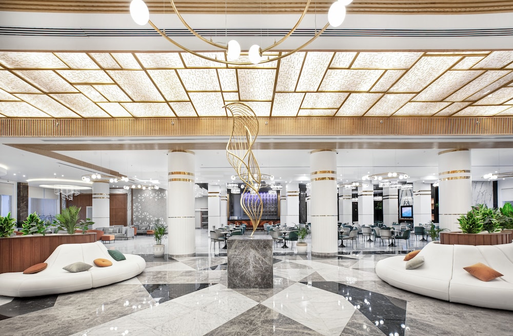 The V Luxury Resort Sahl Hasheesh — Hotel building in Sahl Hasheesh, Red Sea