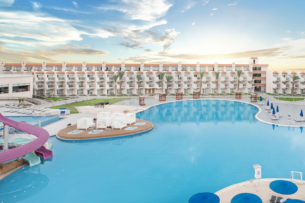 The V Luxury Resort Sahl Hasheesh — Sahl Hasheesh, Red Sea