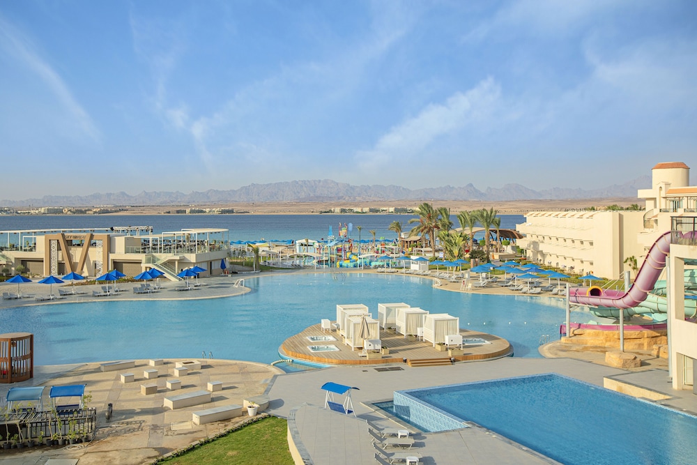 The V Luxury Resort Sahl Hasheesh — Main photo in Sahl Hasheesh, Red Sea