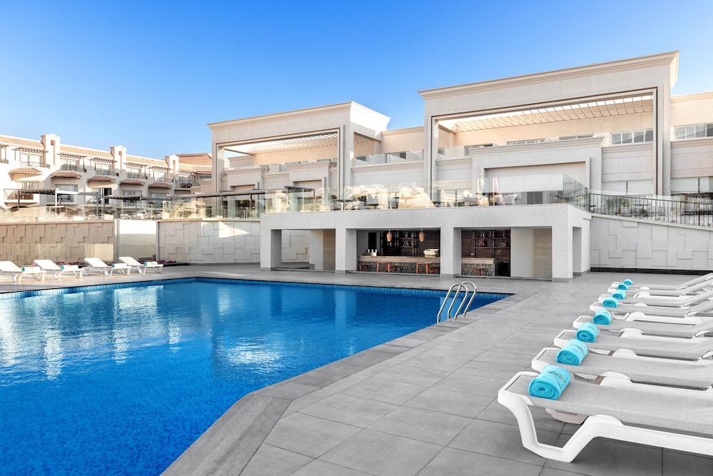 The V Luxury Resort Sahl Hasheesh — Swimming pool in Sahl Hasheesh, Red Sea