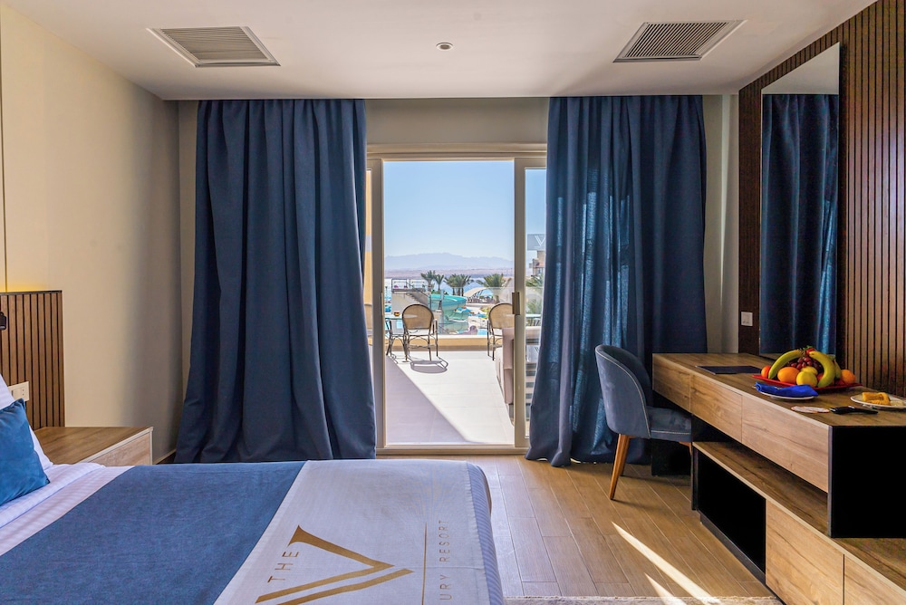 The V Luxury Resort Sahl Hasheesh — Hotel rooms in Sahl Hasheesh, Red Sea
