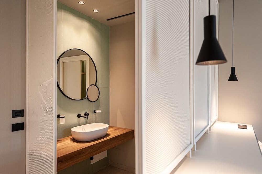 Limen Wellness Hotel — Hotel rooms in Campofelice di Roccella, Sicily