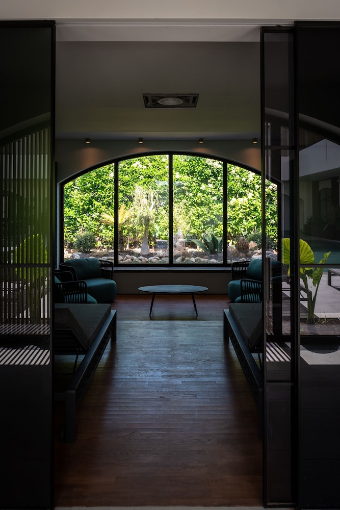 Limen Wellness Hotel — Spa in Campofelice di Roccella, Sicily