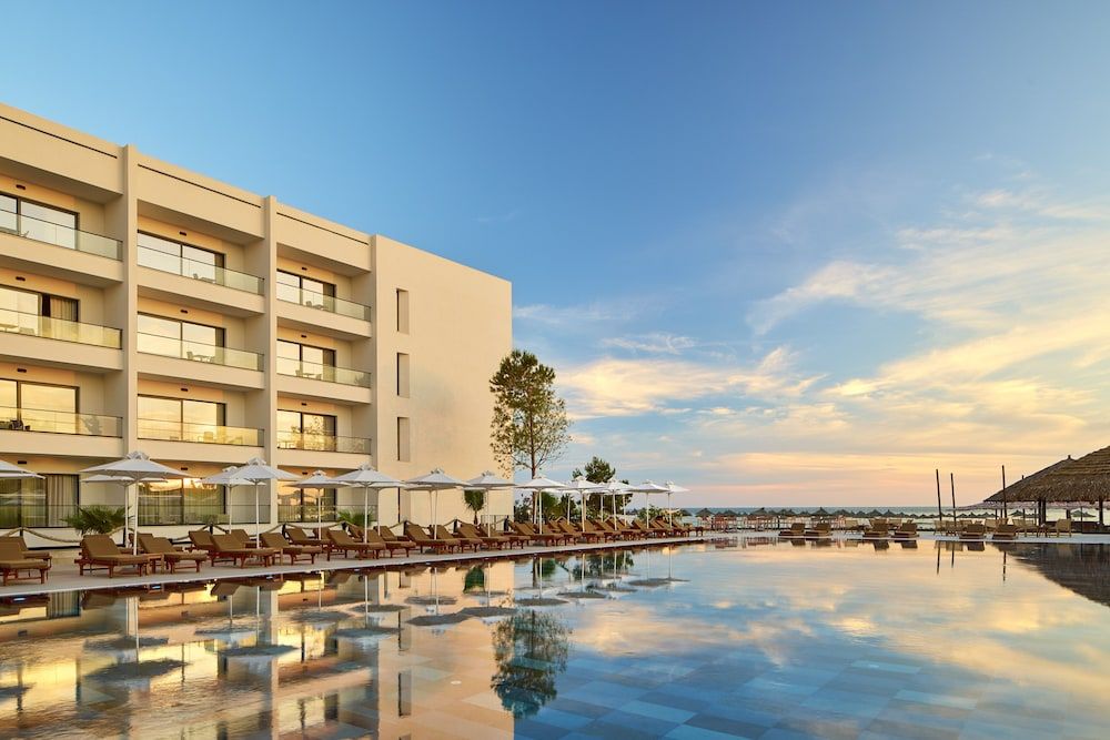 . Sol Tropikal Durres