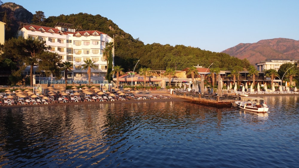 Marbas Select Beach +14 — Beach in İçmeler, Mugla