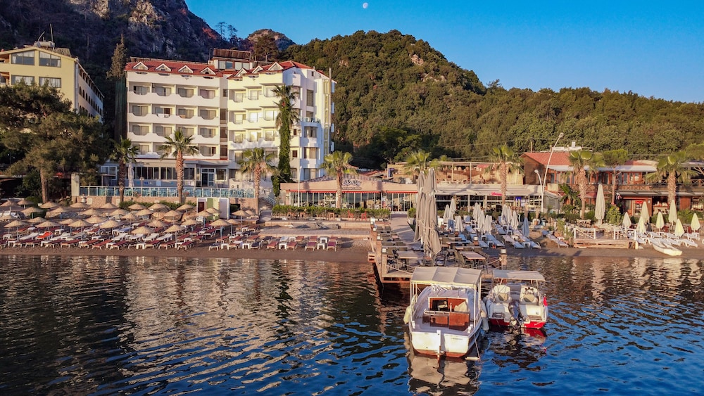 Marbas Select Beach +14 — Beach in İçmeler, Mugla