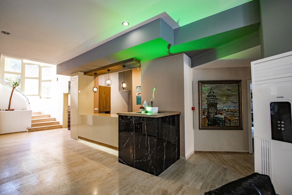 Marbas Select Beach +14 — Hotel building in İçmeler, Mugla