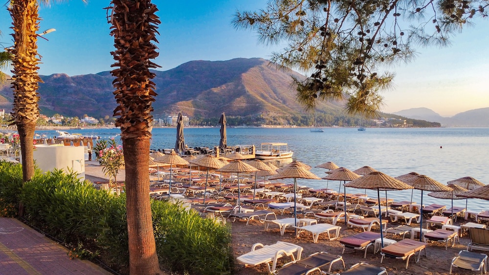 Marbas Select Beach +14 — Beach in İçmeler, Mugla