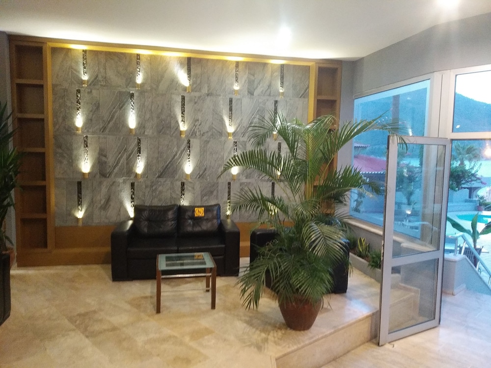 Marbas Select Beach +14 — Hotel building in İçmeler, Mugla