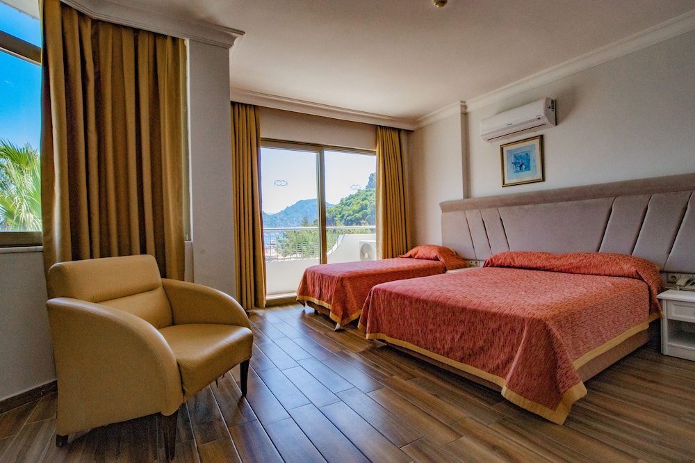 Marbas Select Beach +14 — Hotel rooms in İçmeler, Mugla