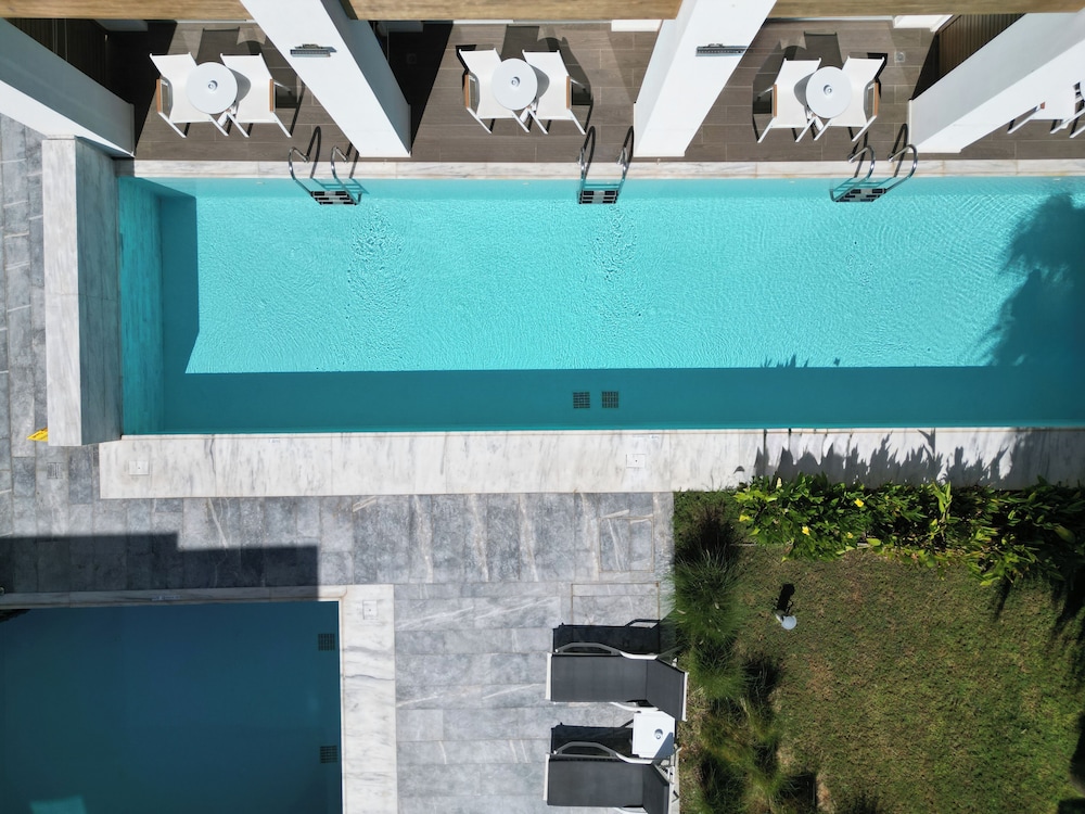 Enorme Ammos Beach - Adults Only — Swimming pool in Malia