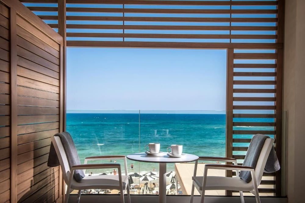 Enorme Ammos Beach - Adults Only — Hotel rooms in Malia