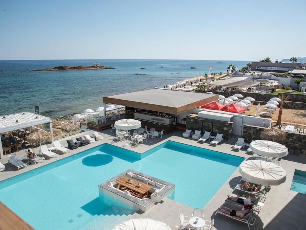 Enorme Ammos Beach - Adults Only — Swimming pool in Malia