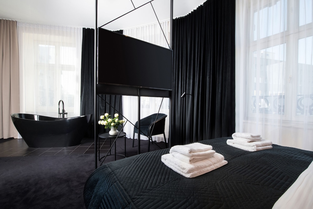 Hotel Krupnicza 30 — Hotel rooms in Krakow, Lesser Poland