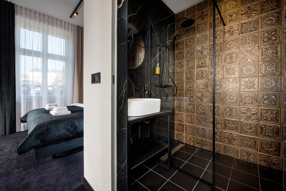 Hotel Krupnicza 30 — Hotel rooms in Krakow, Lesser Poland