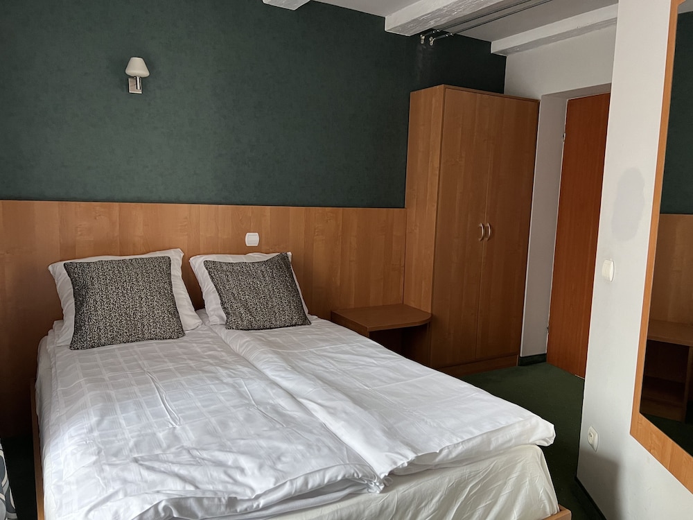 Garbarska 22 Aparthotel — Hotel rooms in Krakow, Lesser Poland