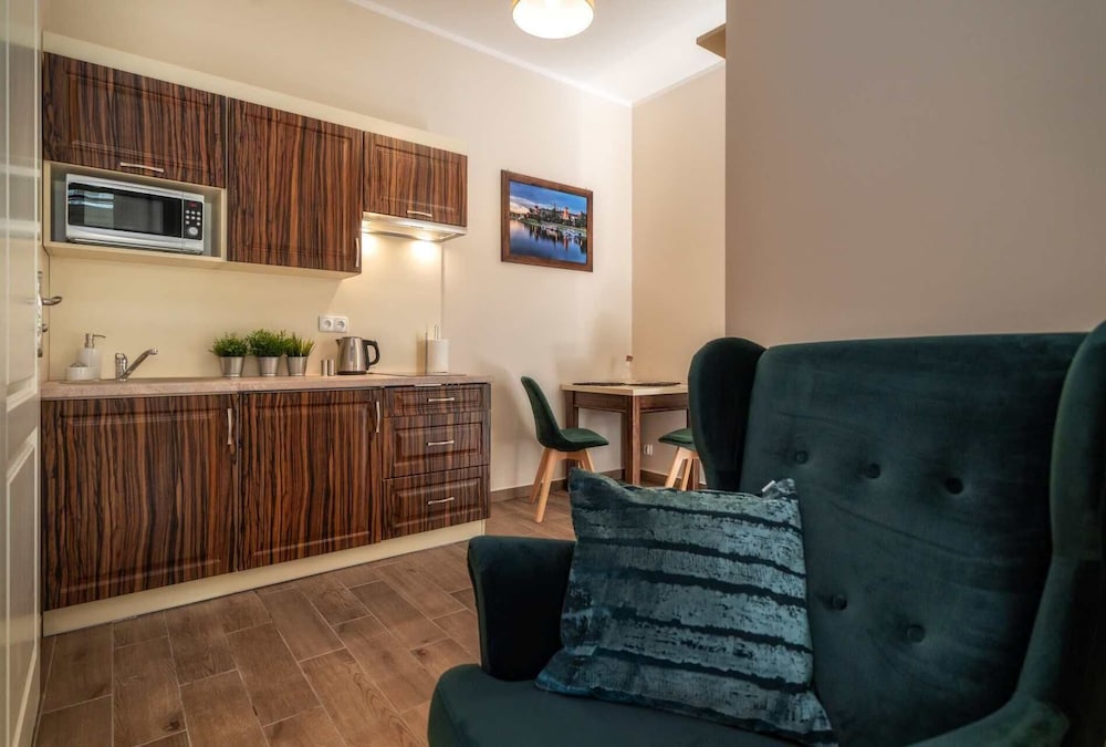 Apartments 17 Szewska — Hotel rooms in Krakow, Lesser Poland