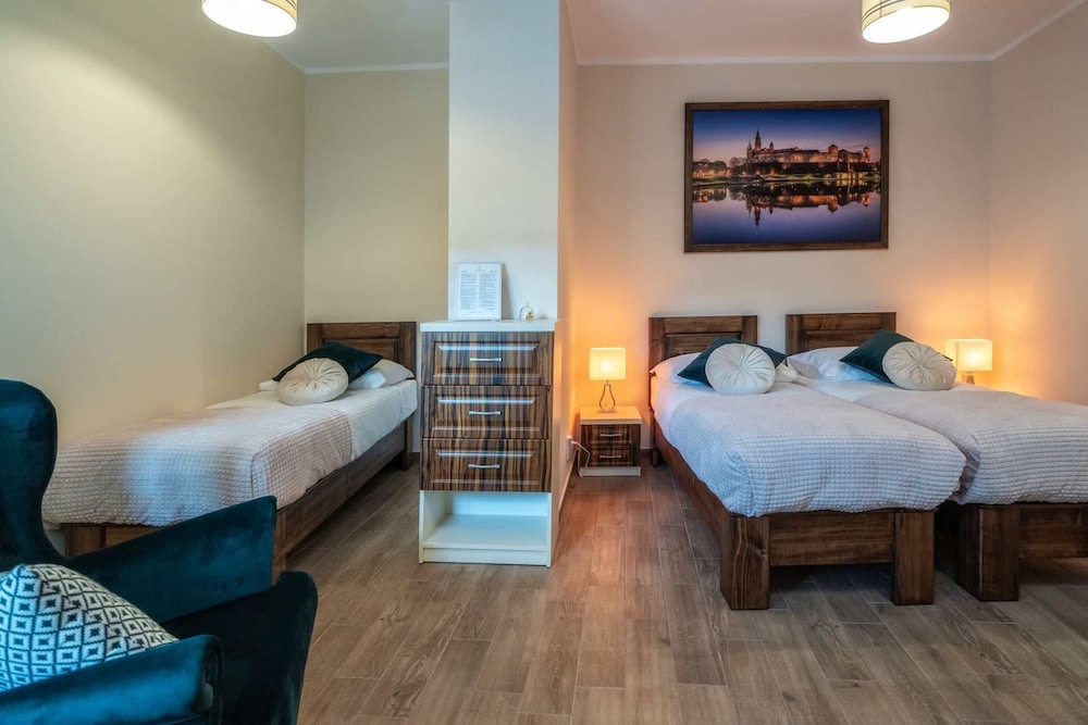 Apartments 17 Szewska — Hotel rooms in Krakow, Lesser Poland