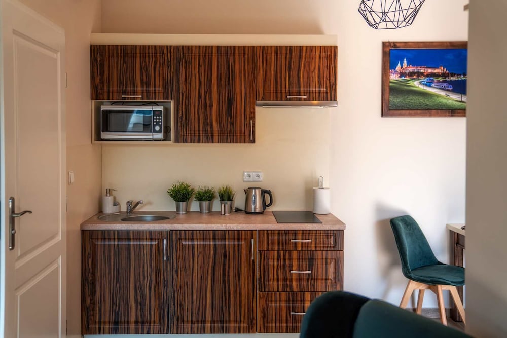 Apartments 17 Szewska — Hotel rooms in Krakow, Lesser Poland