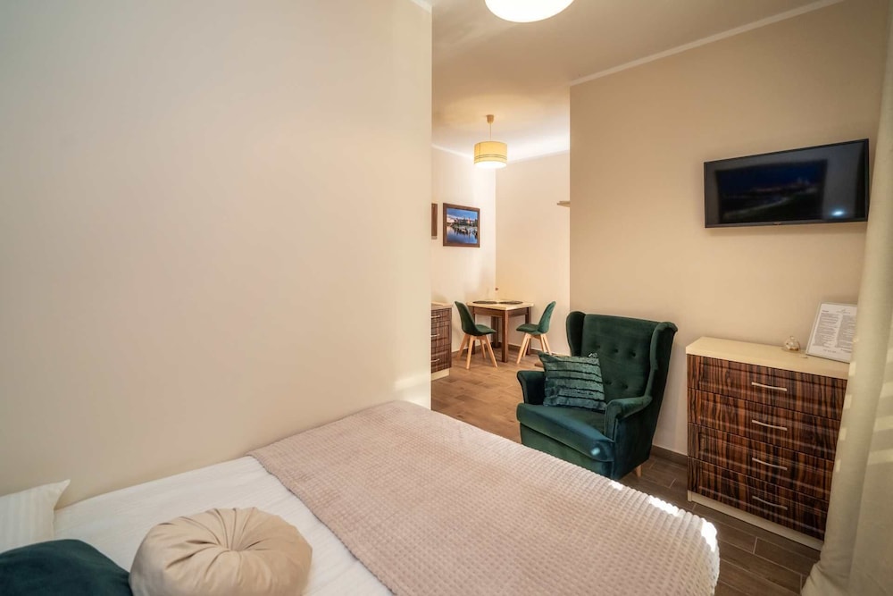Apartments 17 Szewska — Hotel rooms in Krakow, Lesser Poland