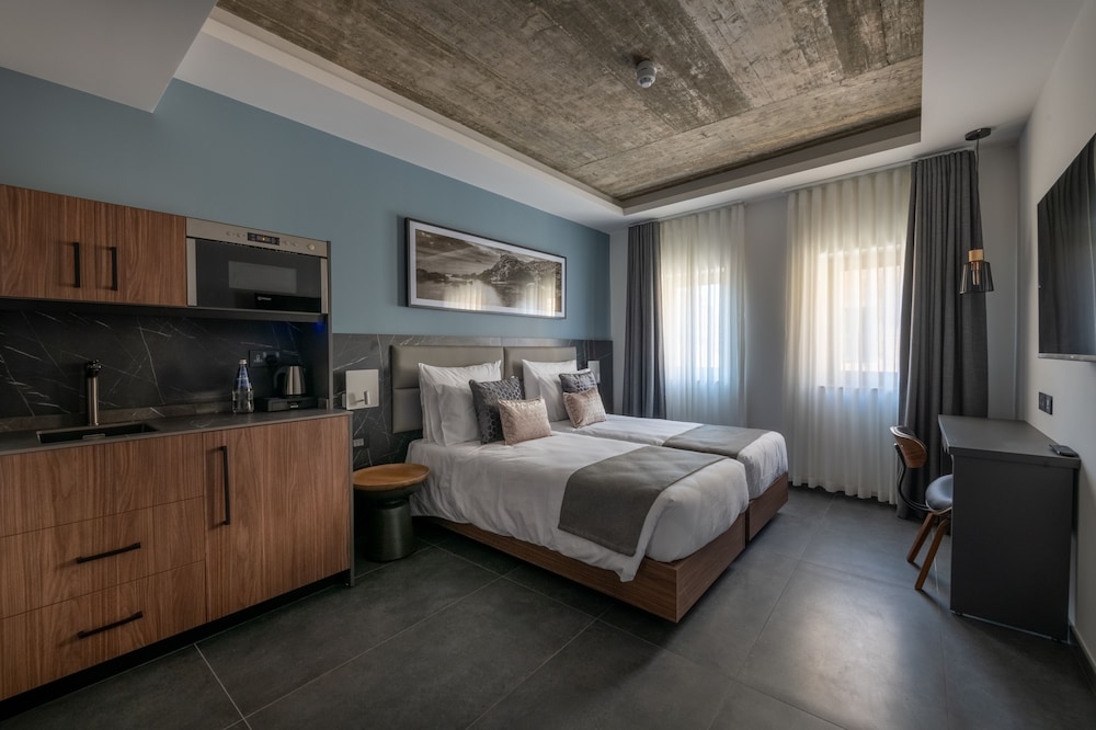 Marea Boutique Hotels — Hotel rooms in Sliema, Malta Island