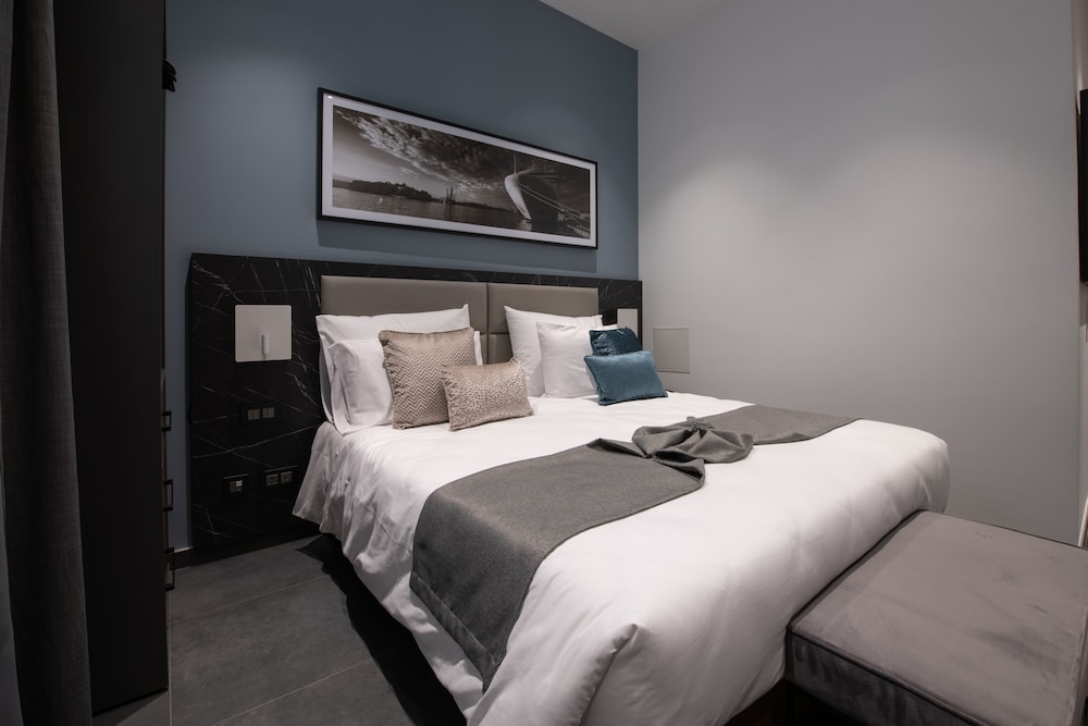 Marea Boutique Hotels — Hotel rooms in Sliema, Malta Island