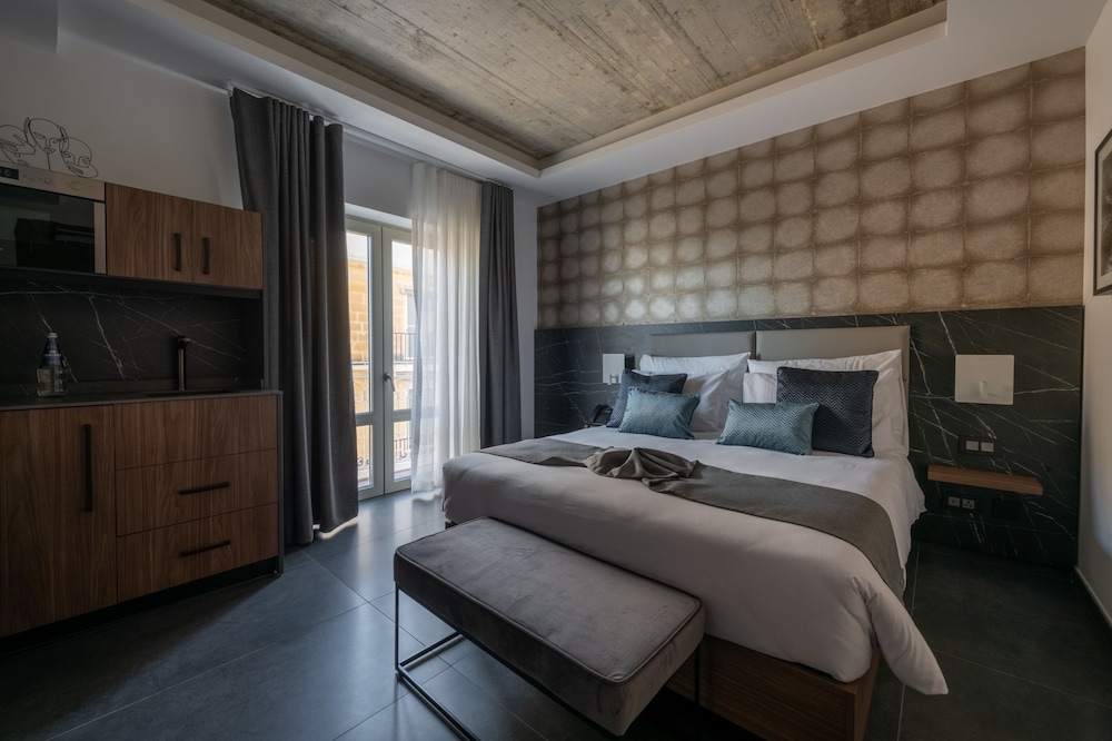 Marea Boutique Hotels — Hotel rooms in Sliema, Malta Island
