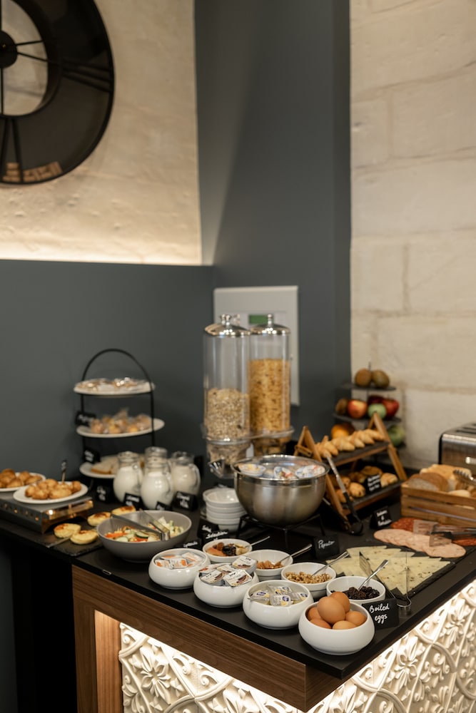 Marea Boutique Hotels — Restaurant & bars in Sliema, Malta Island