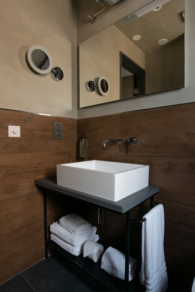 Marea Boutique Hotels — Hotel rooms in Sliema, Malta Island