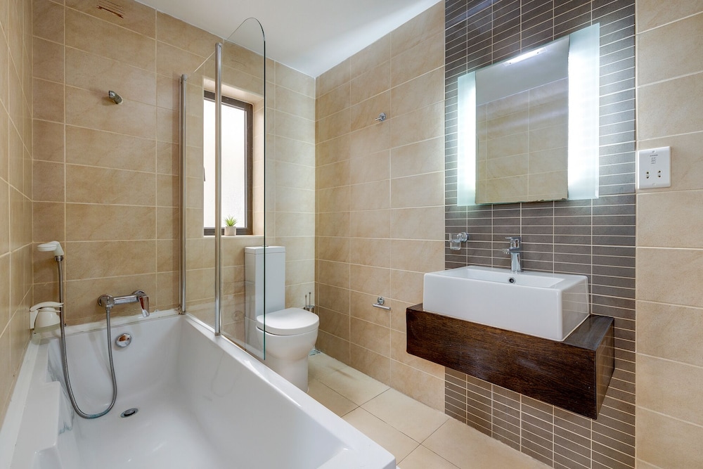 Sliema Tigne Suites — Hotel rooms in Sliema, Malta Island