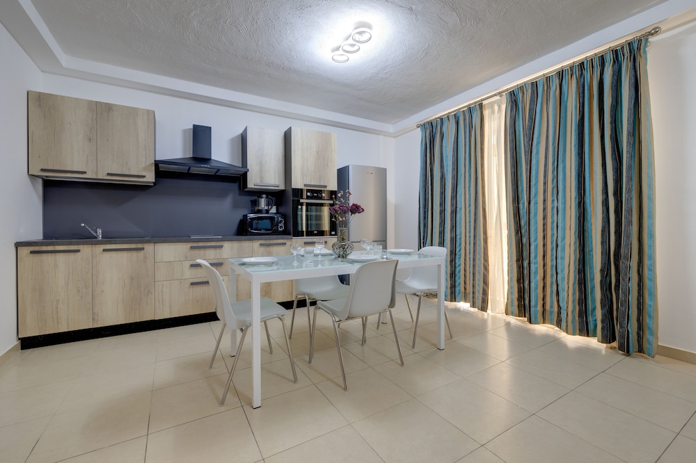 Sliema Tigne Suites — Hotel rooms in Sliema, Malta Island