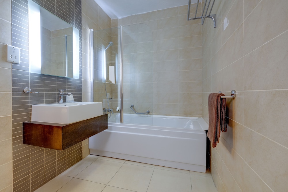 Sliema Tigne Suites — Hotel rooms in Sliema, Malta Island