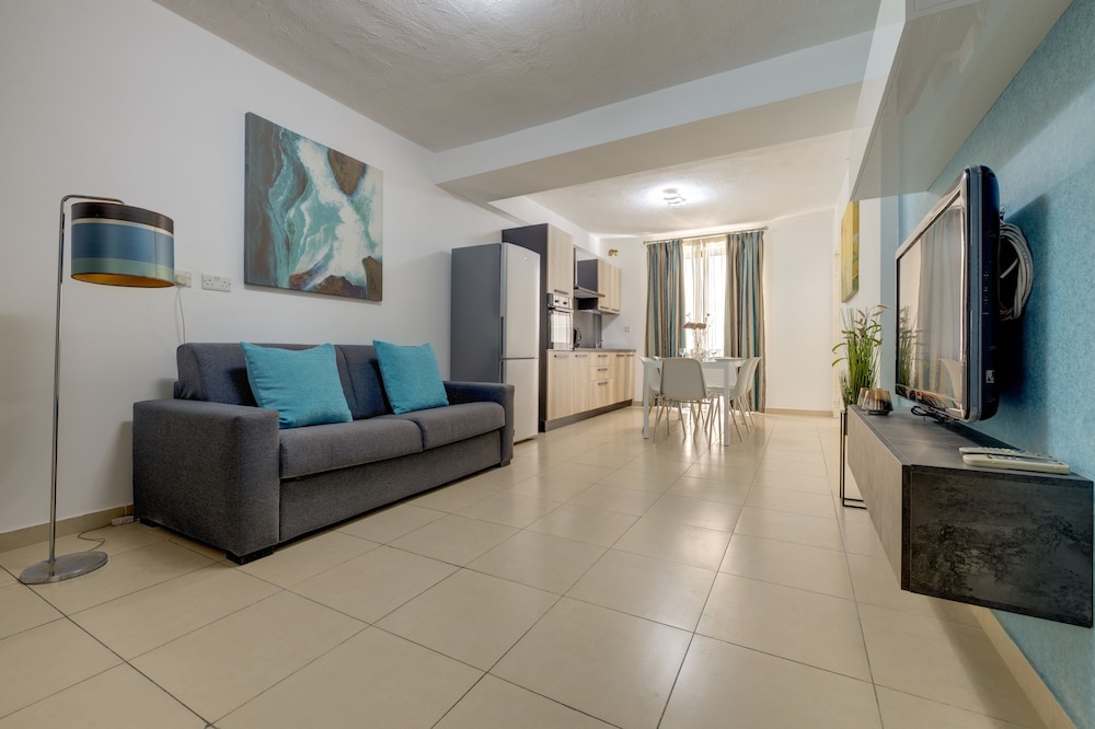 Sliema Tigne Suites — Hotel rooms in Sliema, Malta Island
