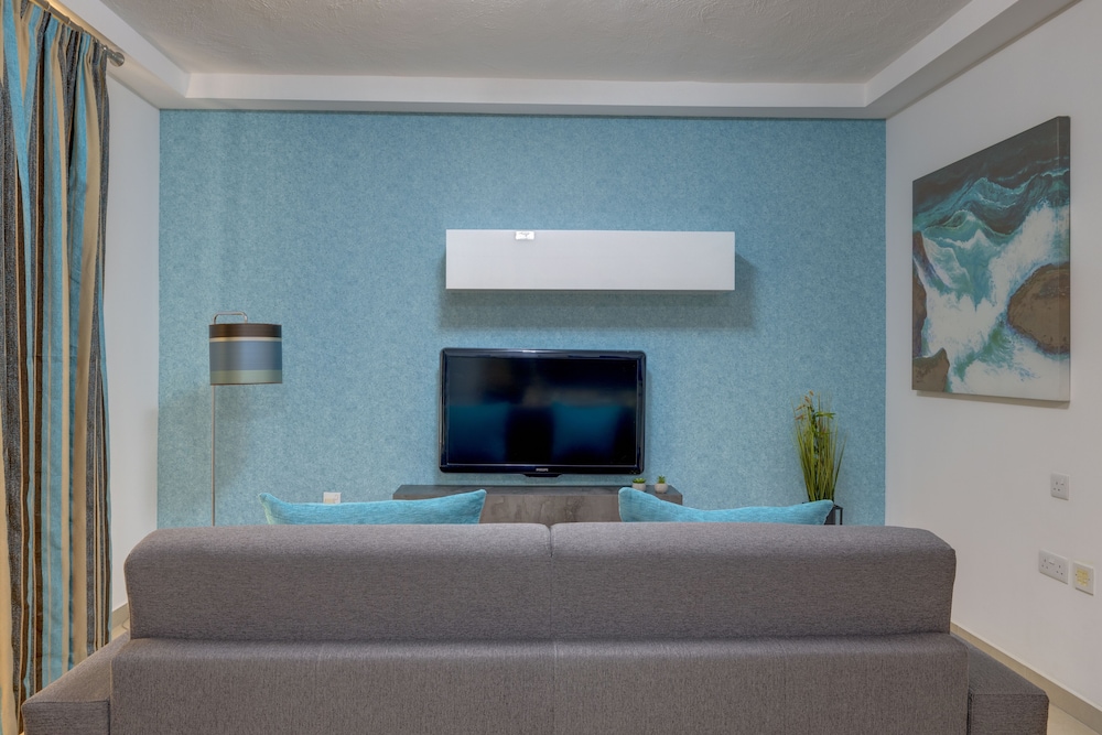 Sliema Tigne Suites — Hotel rooms in Sliema, Malta Island