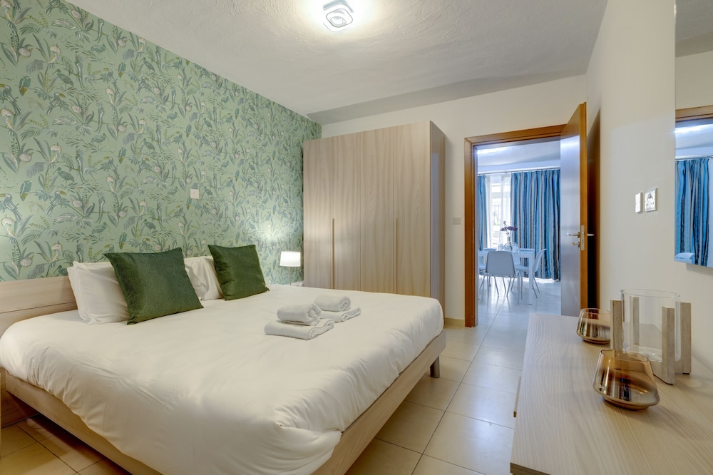 Sliema Tigne Suites — Hotel rooms in Sliema, Malta Island