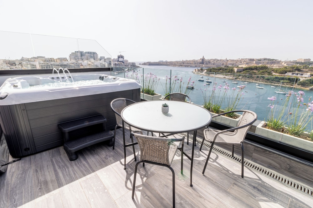 The Londoner Hotel Sliema — Spa in Sliema, Malta Island