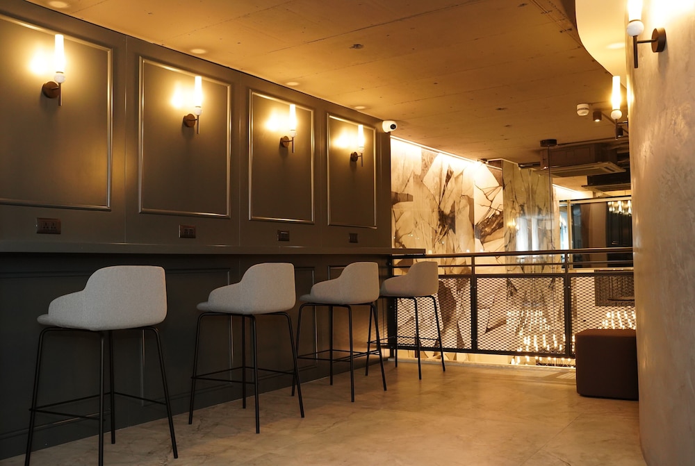 The Londoner Hotel Sliema — Restaurant & bars in Sliema, Malta Island