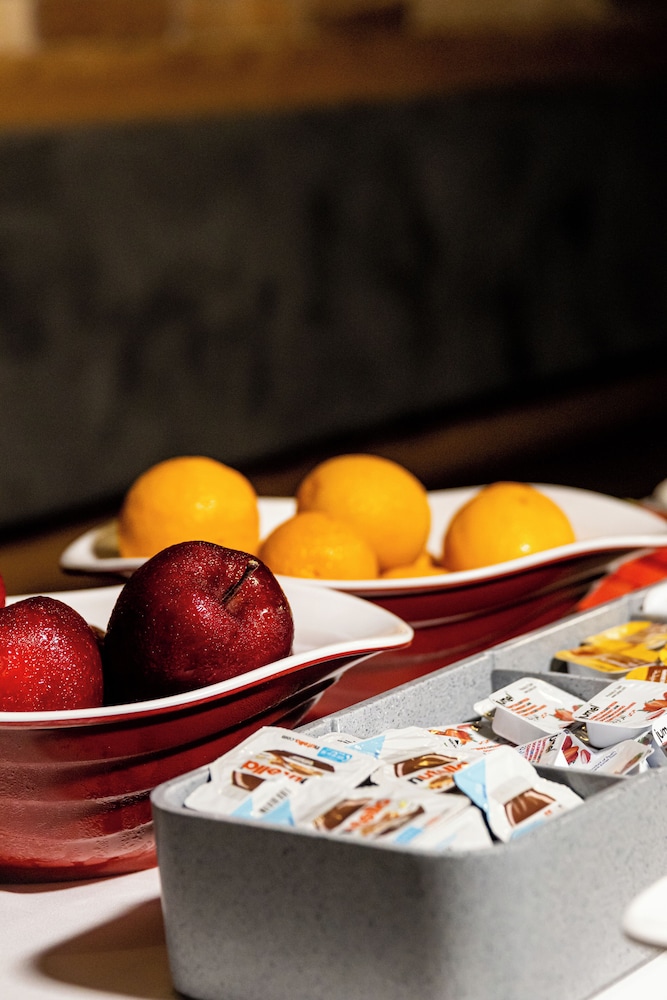 The Londoner Hotel Sliema — Restaurant & bars in Sliema, Malta Island