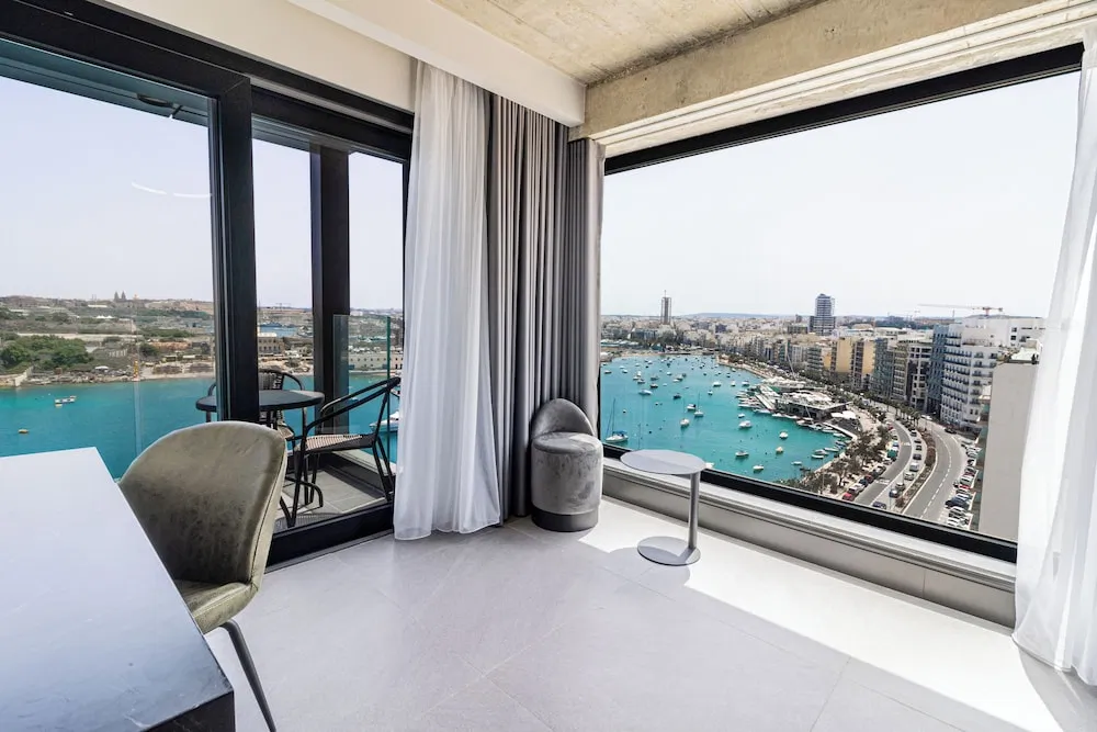 The Londoner Hotel Sliema