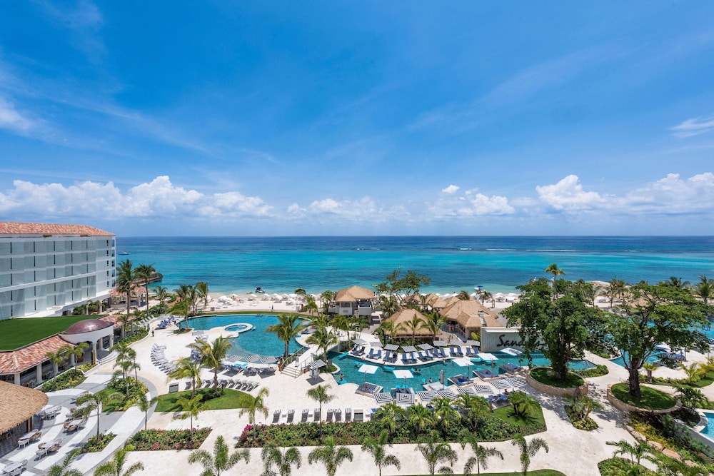 Sandals Jamaica Dunn's River All Inclusive Adults Only — Swimming pool in Ocho Rios